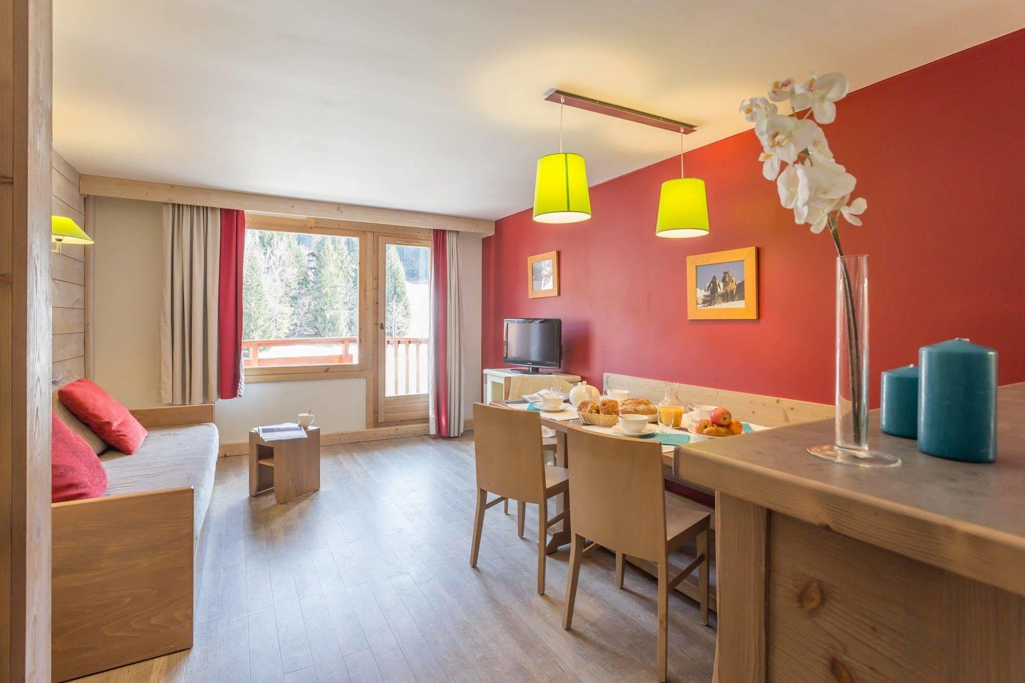 לה טניה Pierre & Vacances Residence Le Christiana מראה חיצוני תמונה