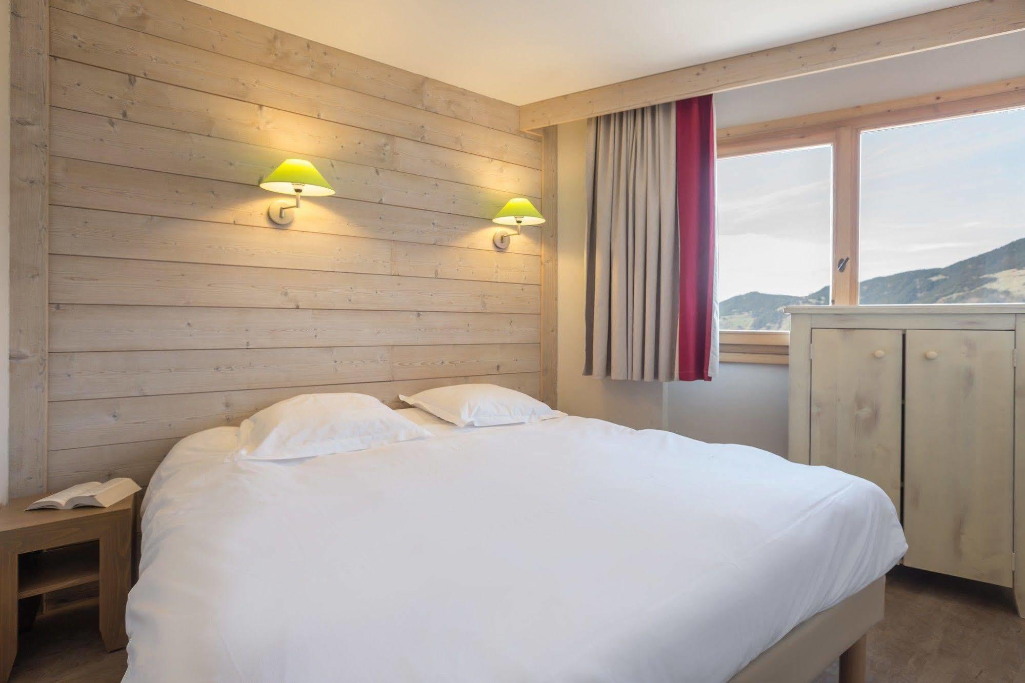 לה טניה Pierre & Vacances Residence Le Christiana מראה חיצוני תמונה
